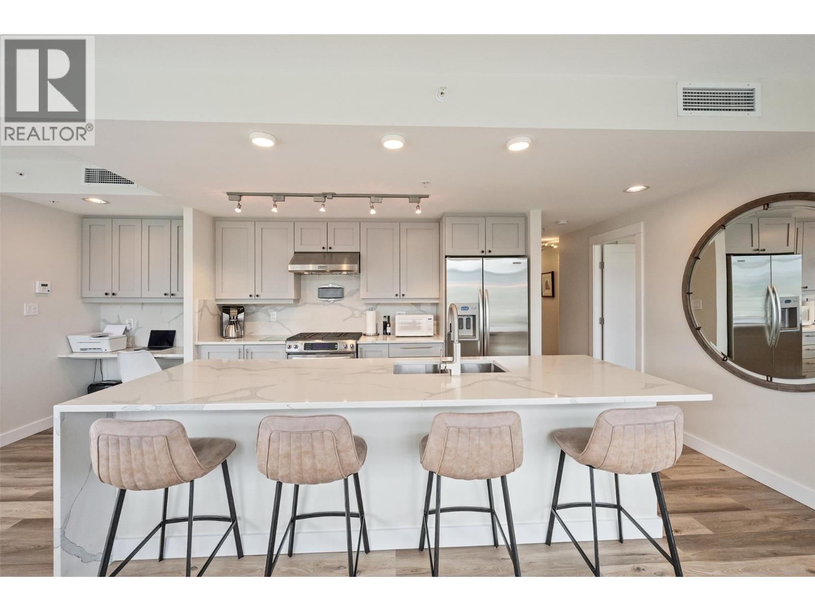 #1204 75 Martin Street - 8