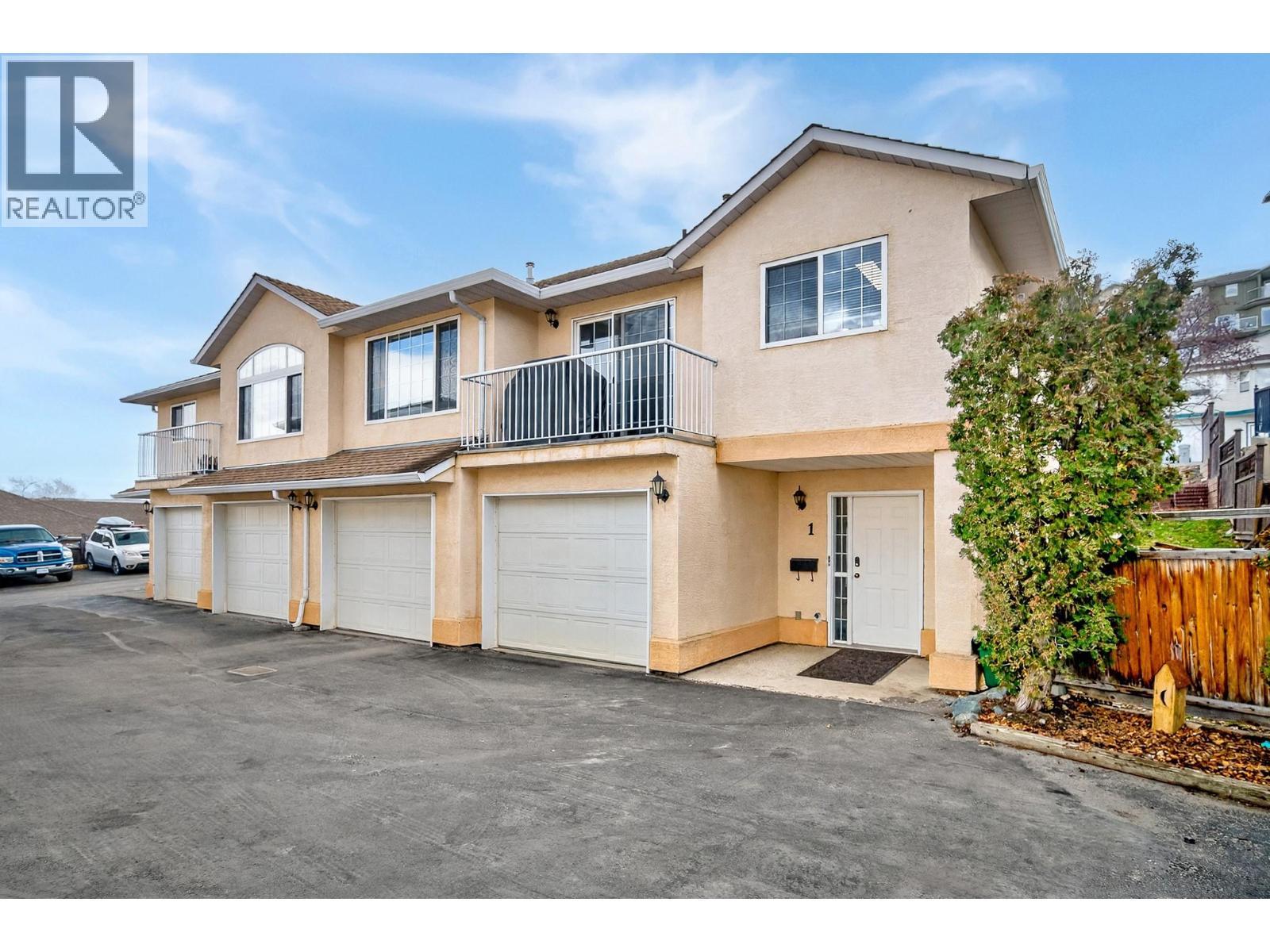 #1 726 DUNROBIN Drive - 26