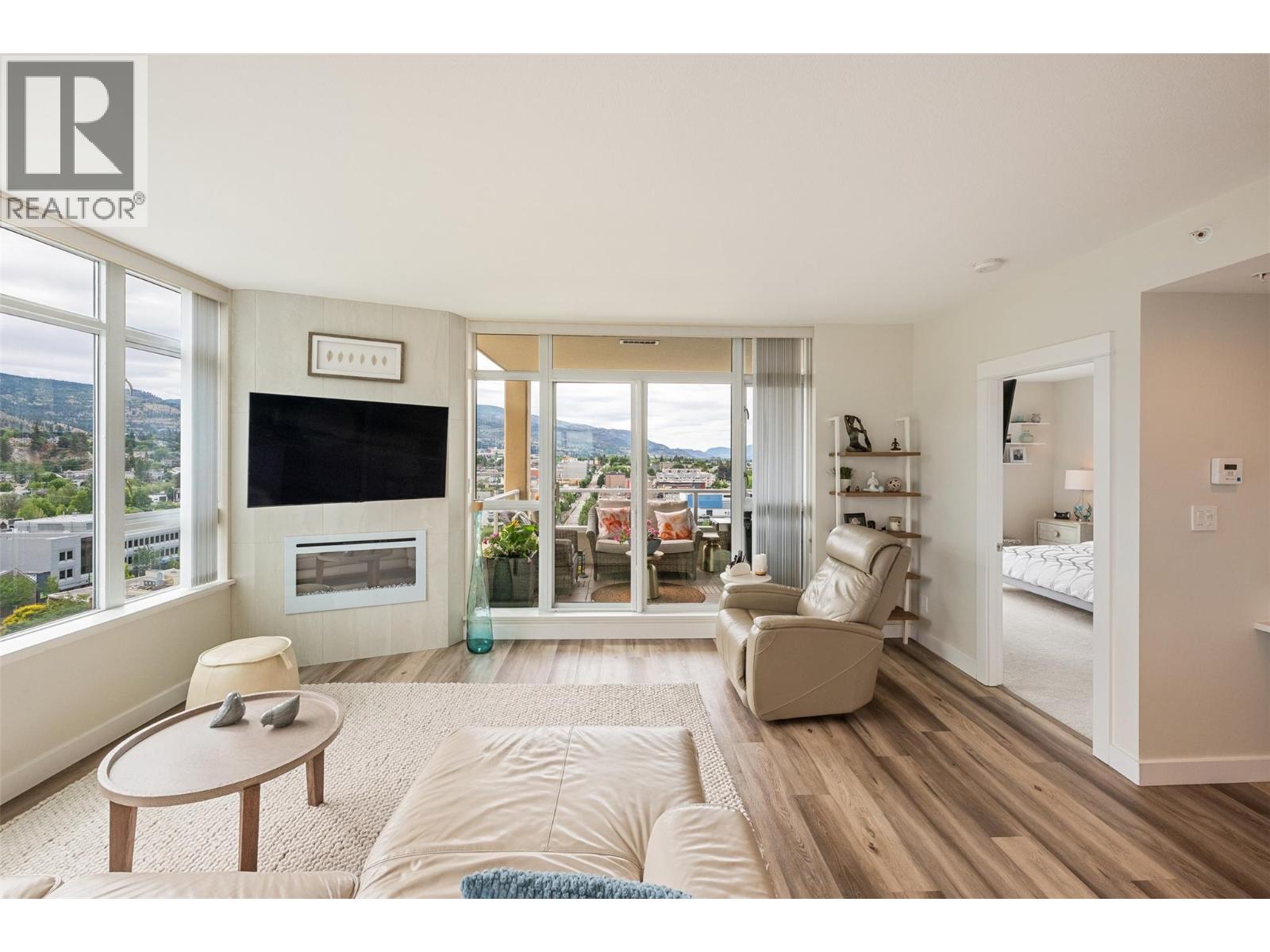 #1204 75 Martin Street - 16