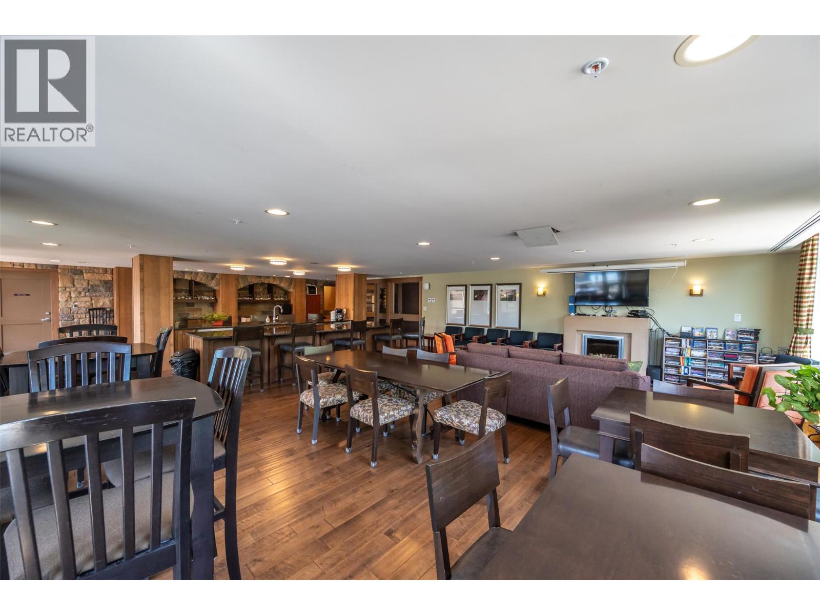 #1204 75 Martin Street - 38