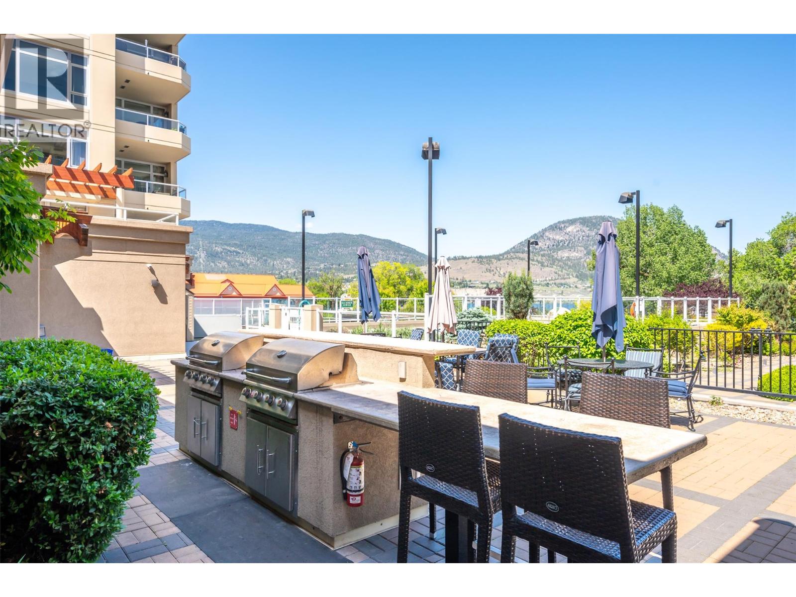 #1204 75 Martin Street - 44