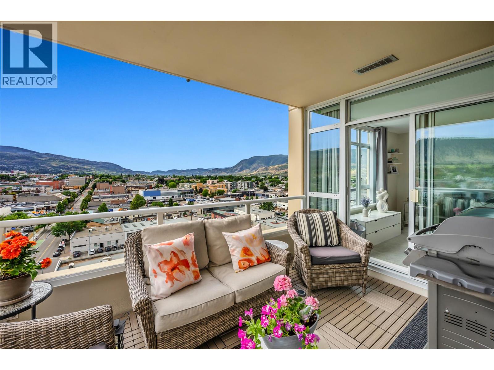 #1204 75 Martin Street - 25
