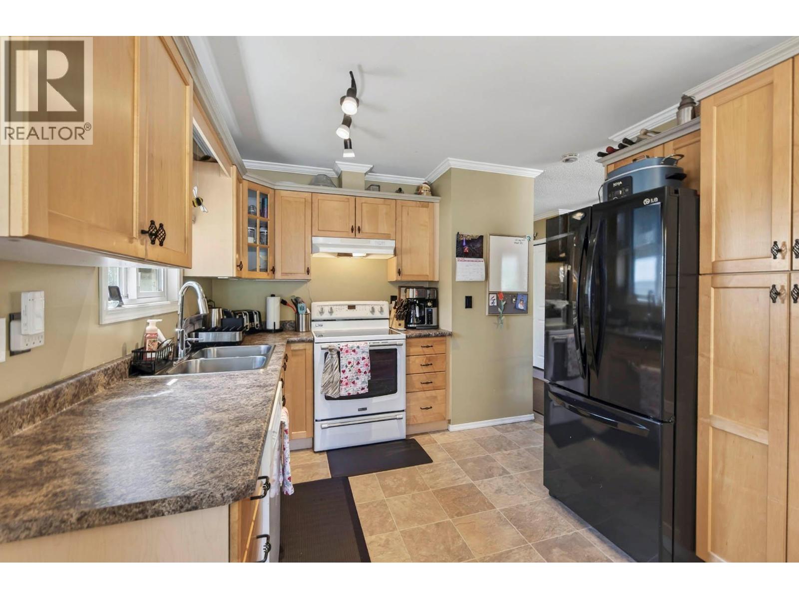 509 Clearwater Valley Road - 3