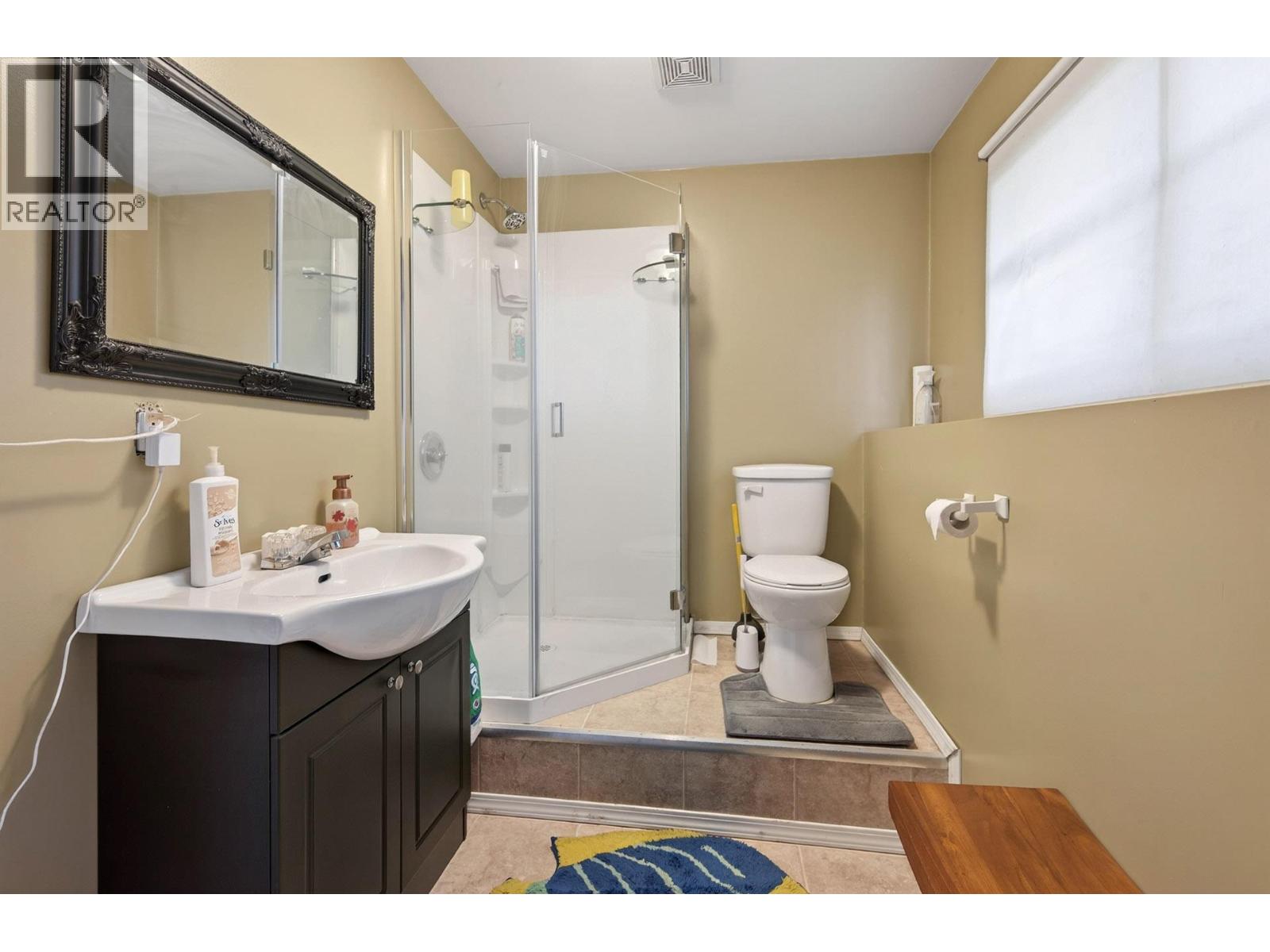 509 Clearwater Valley Road - 27