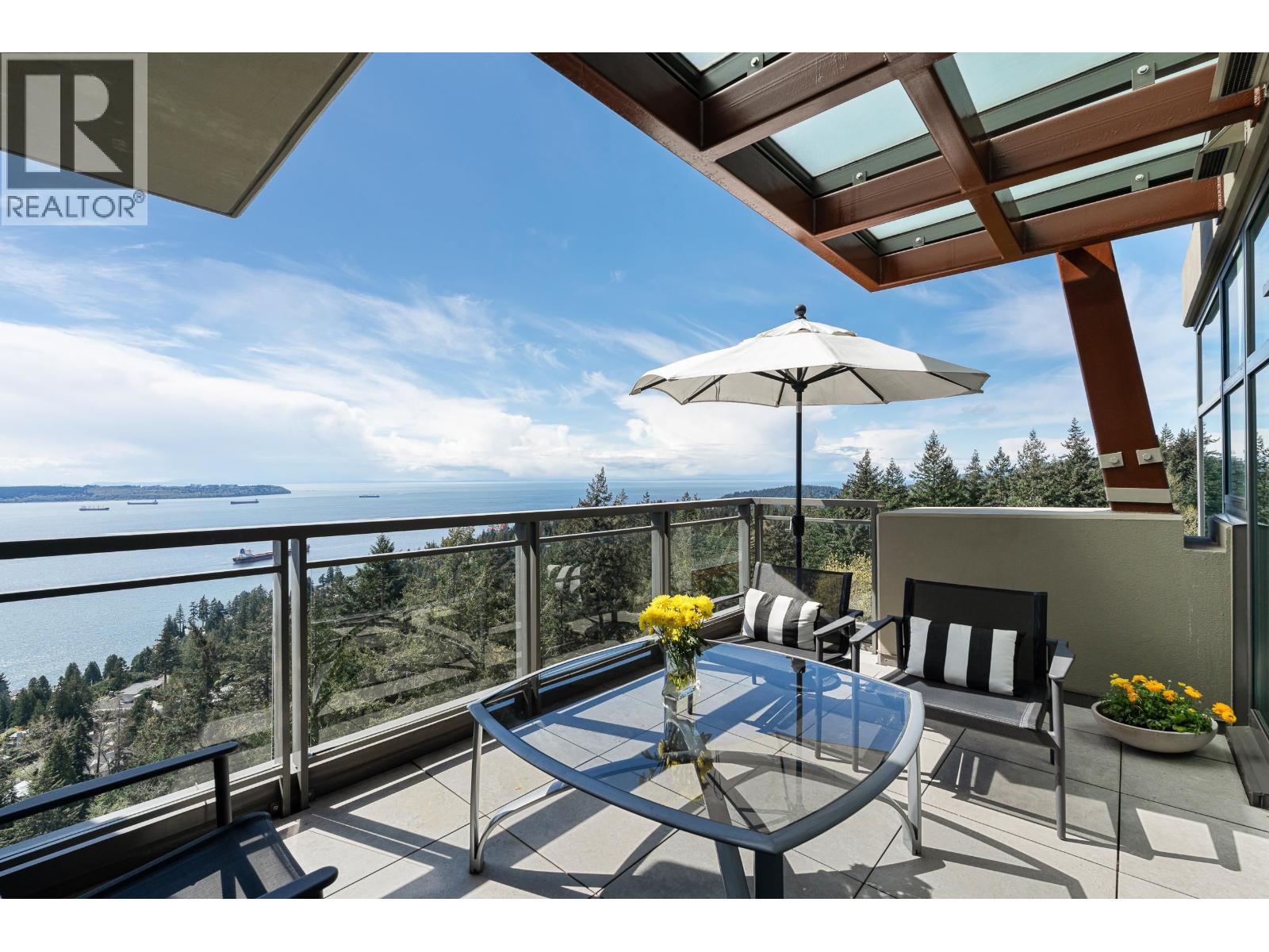 1402 3355 CYPRESS PLACE, West Vancouver