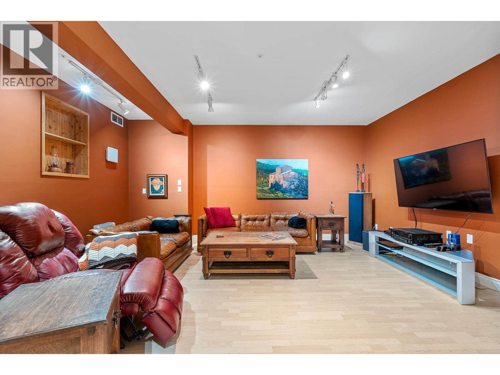 2456 CARR LANE, West Vancouver