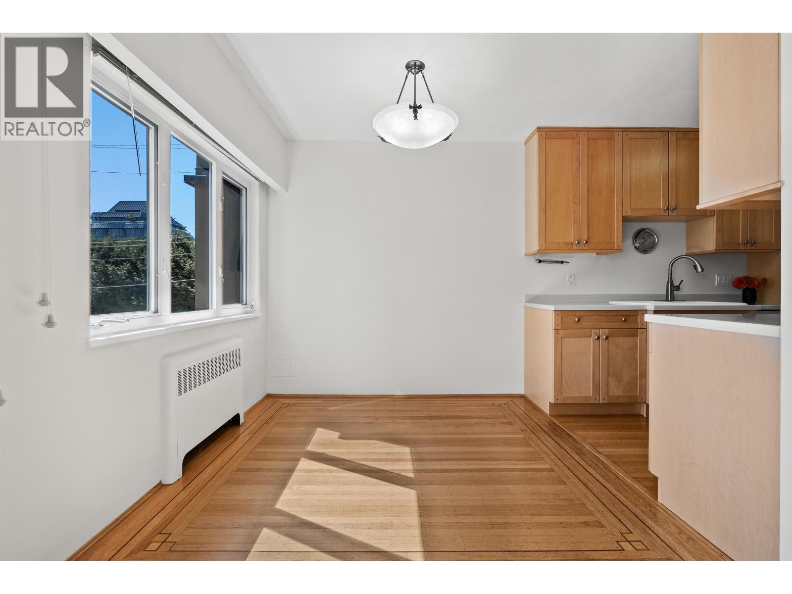 2 Bed, 2 Bath House for Sale in Vancouver – 8 2296 W 39TH AVENUE, Vancouver – MLS# R3147867 - Image 14