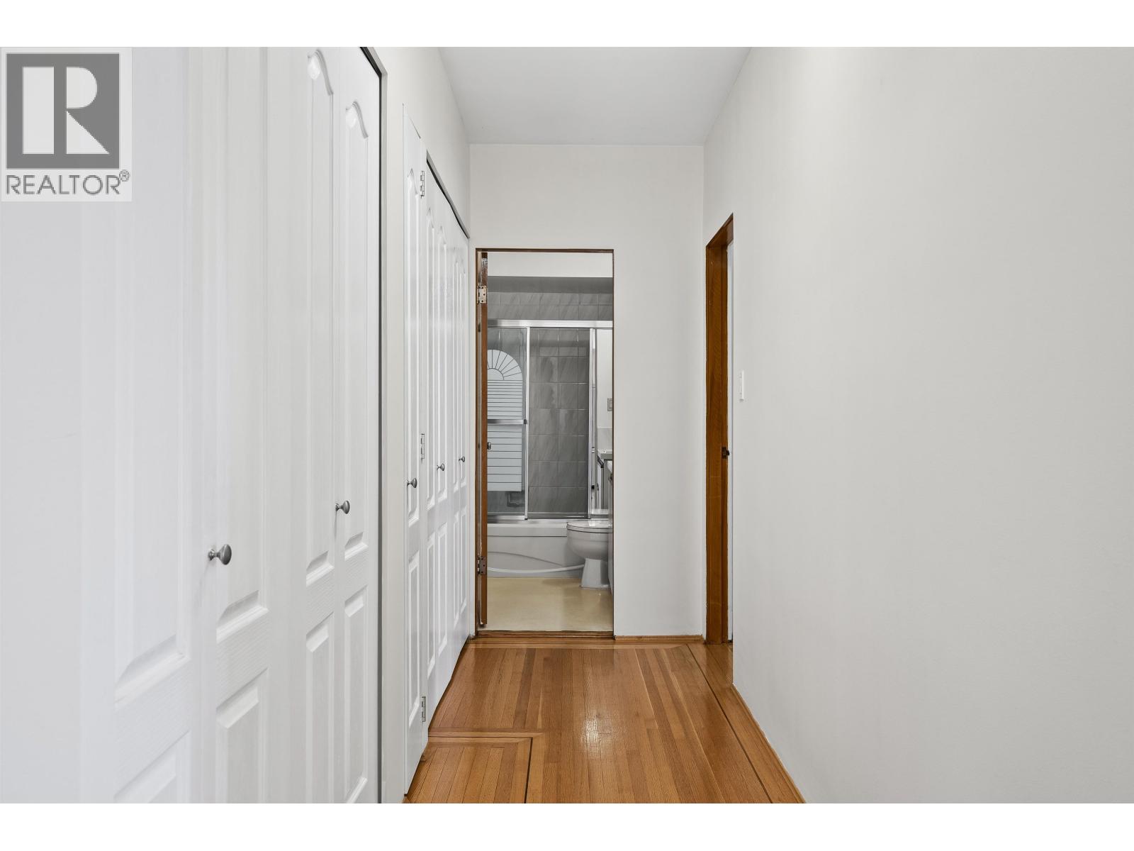 2 Bed, 2 Bath House for Sale in Vancouver – 8 2296 W 39TH AVENUE, Vancouver – MLS# R3147867 - Image 17