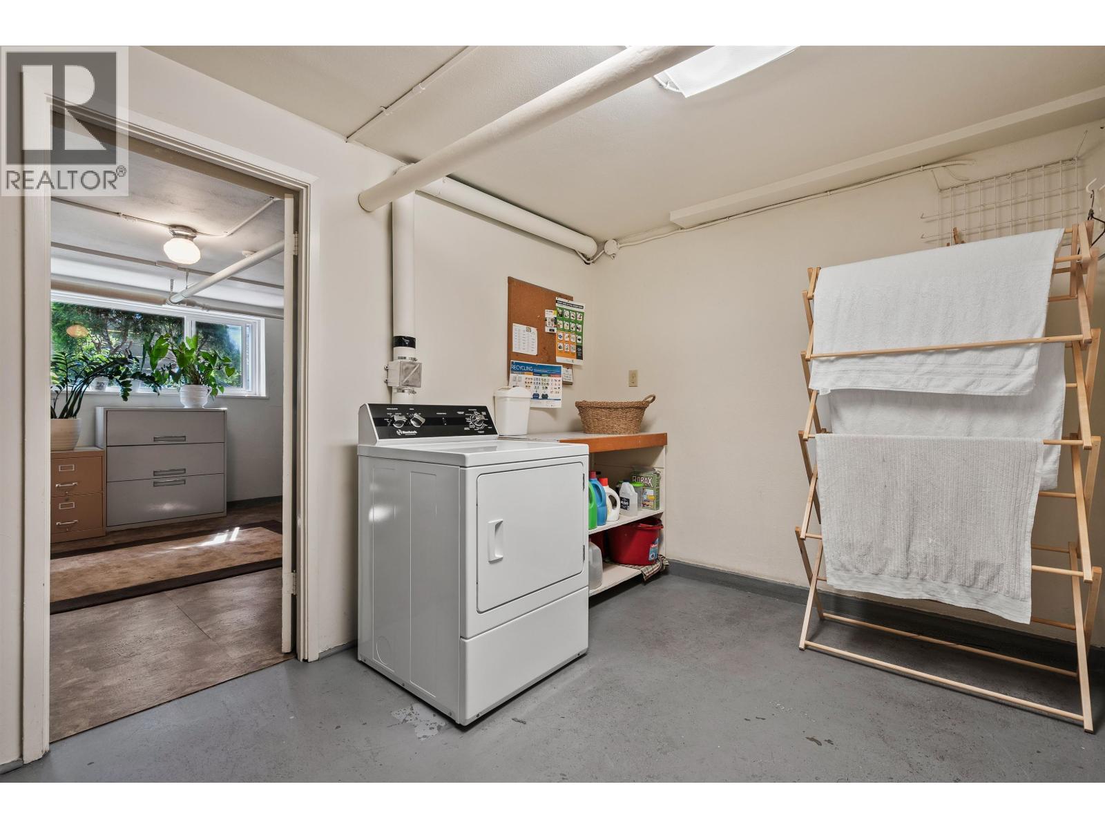2 Bed, 2 Bath House for Sale in Vancouver – 8 2296 W 39TH AVENUE, Vancouver – MLS# R3147867 - Image 31