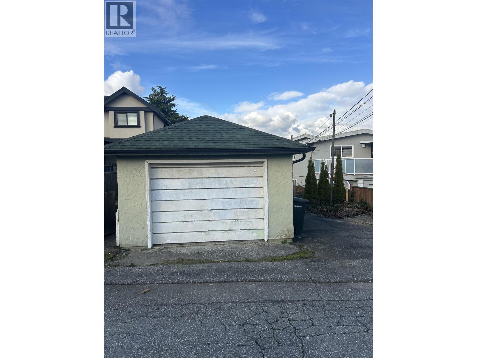 House for Sale in Burnaby – 4386 OXFORD STREET, Burnaby – MLS# R3147872 - Image 7