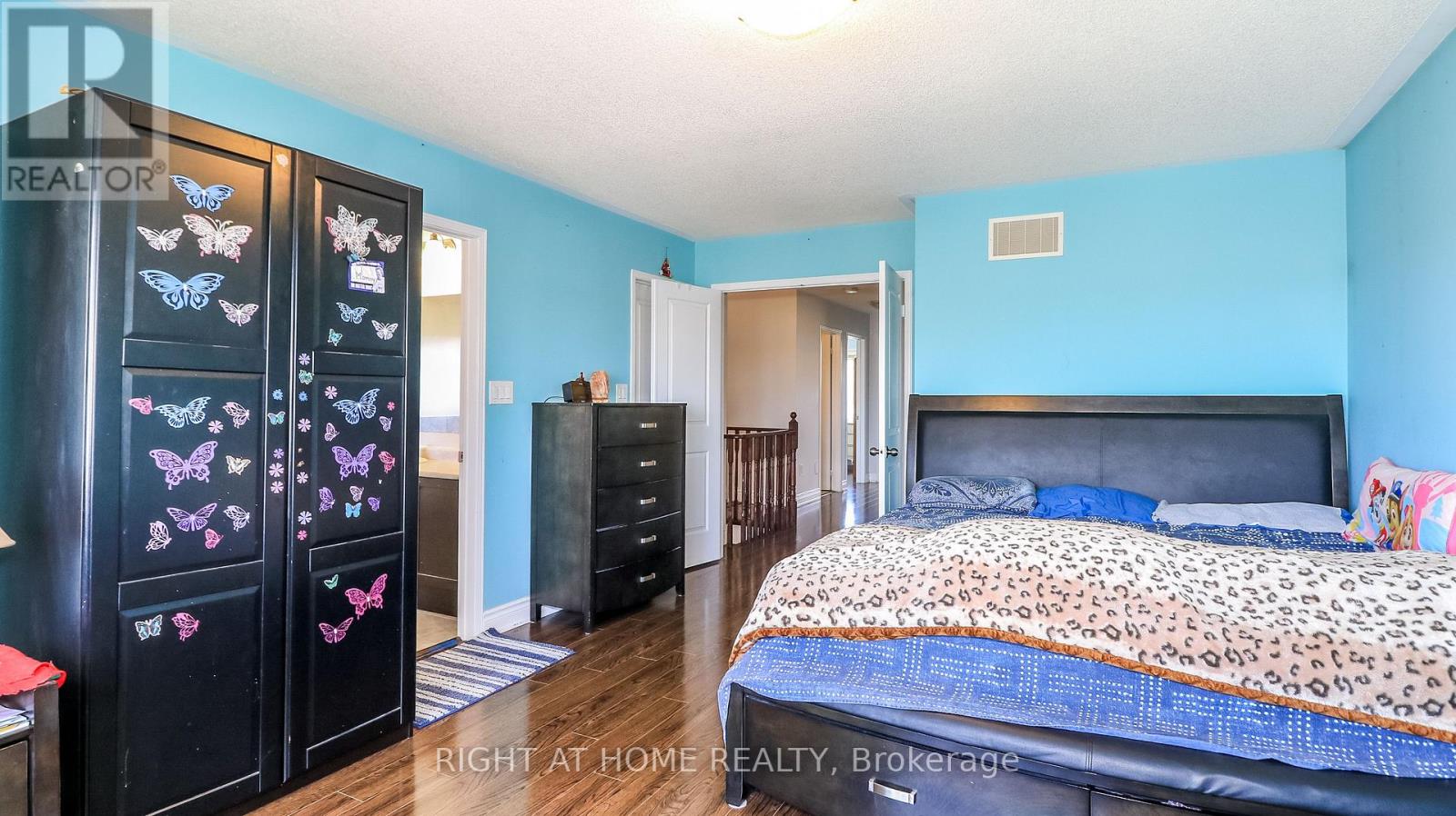 8 CHERRY LANE - 15