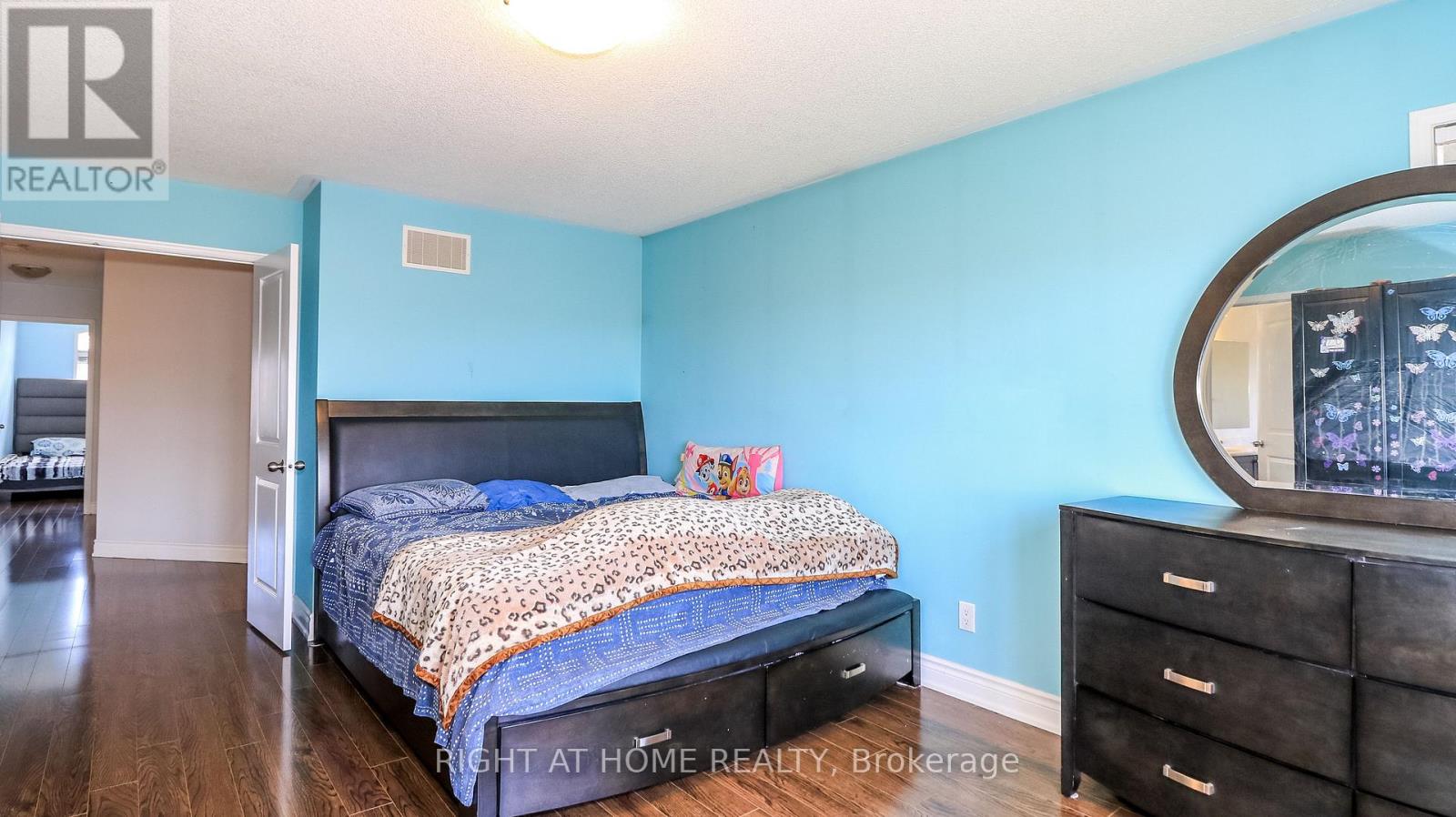 8 CHERRY LANE - 14