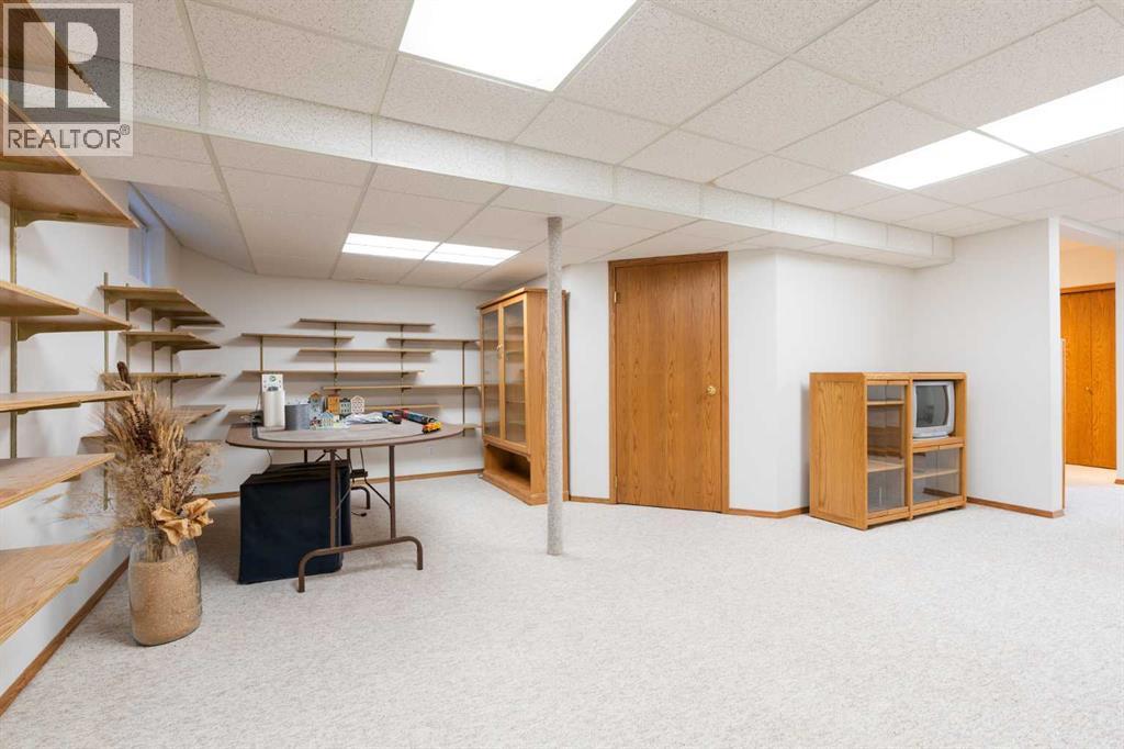 110 Heritage Boulevard W - 21