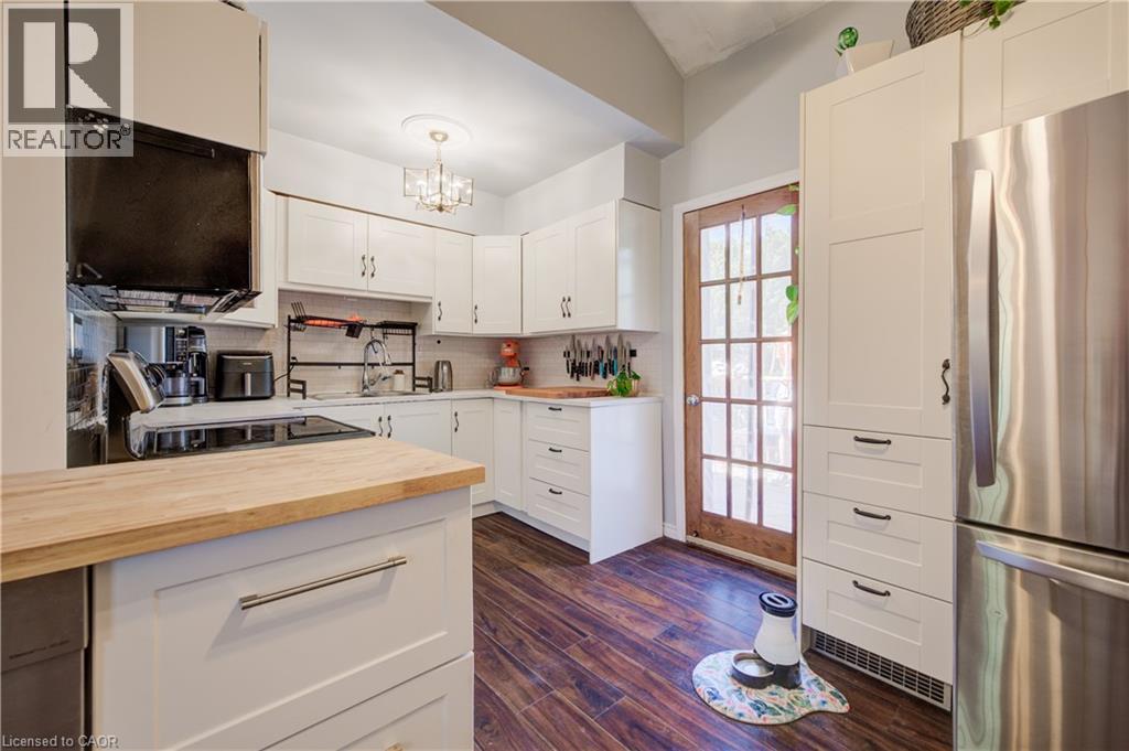 127 HENDERSON Street - 14