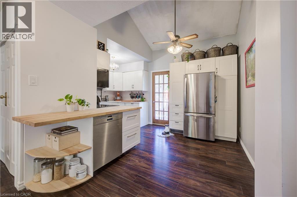127 HENDERSON Street - 15