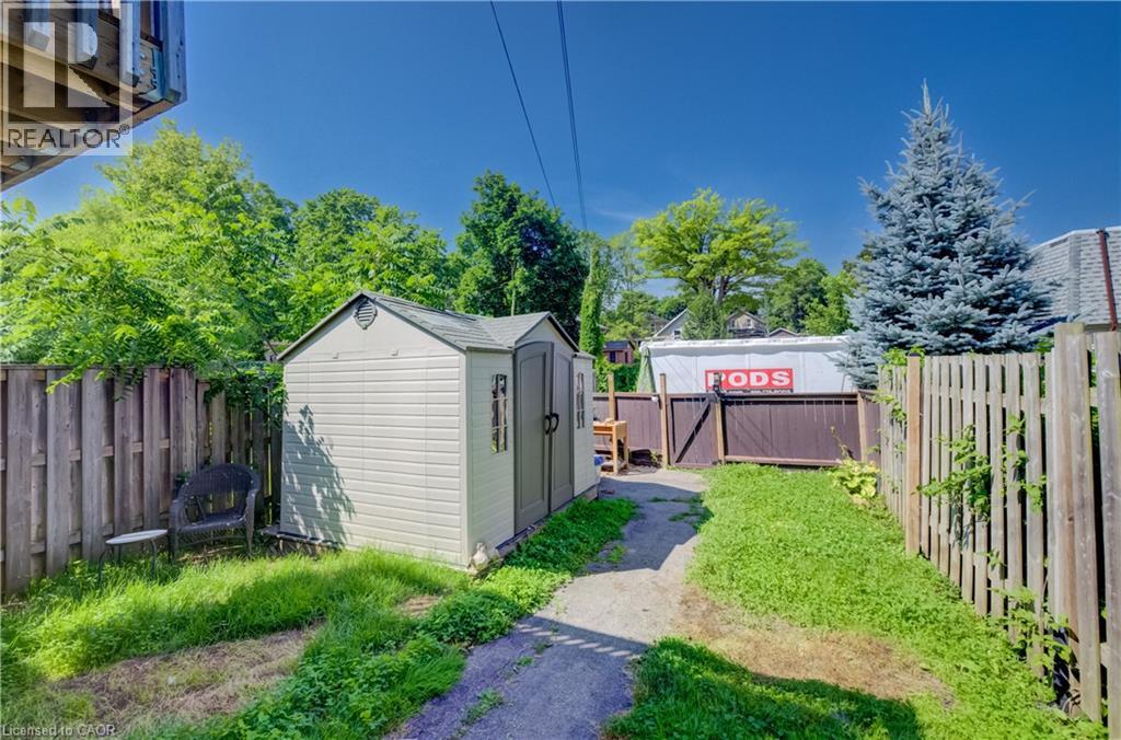 127 HENDERSON Street - 35