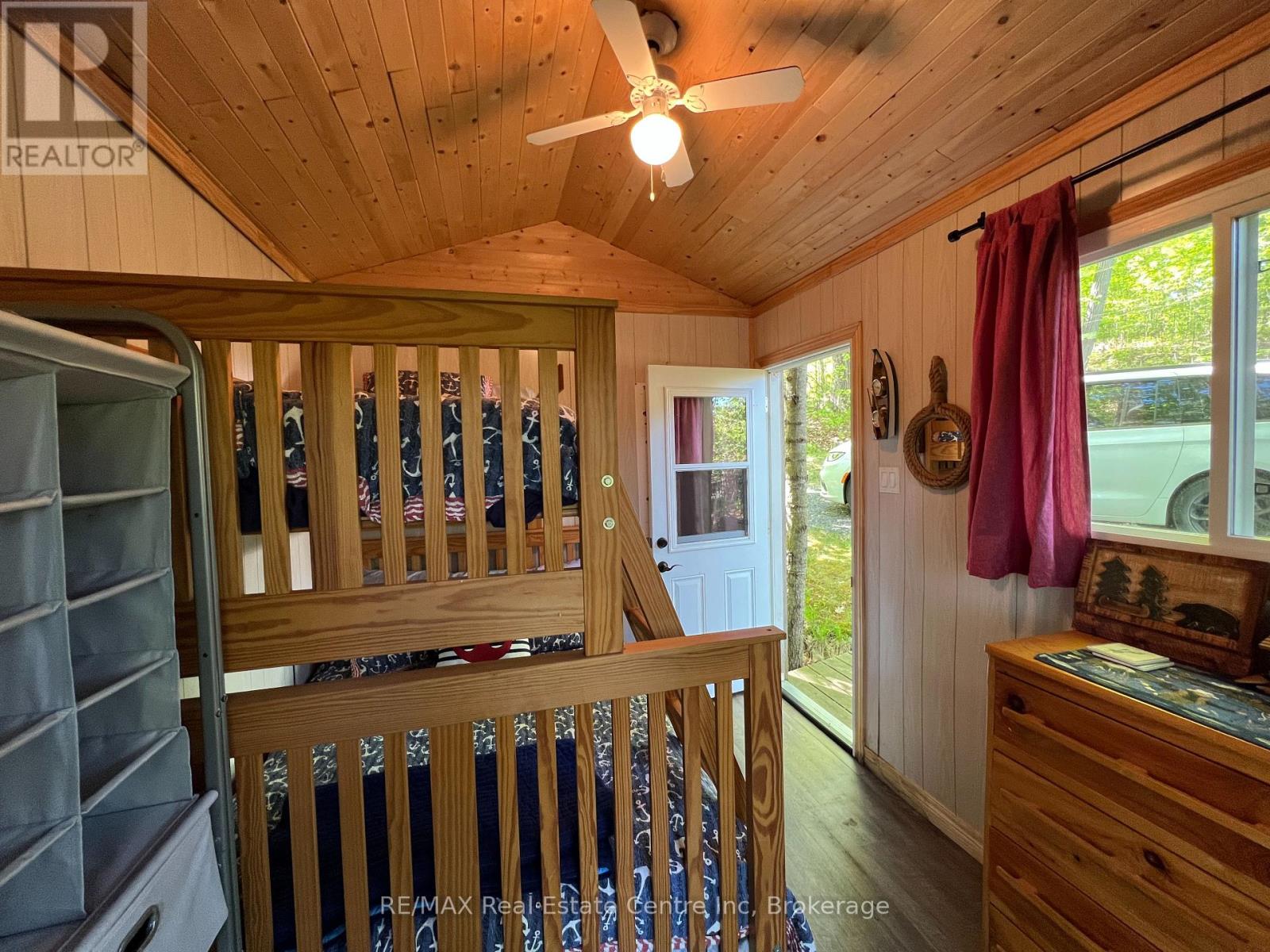 30 PINE CONE LANE - 43