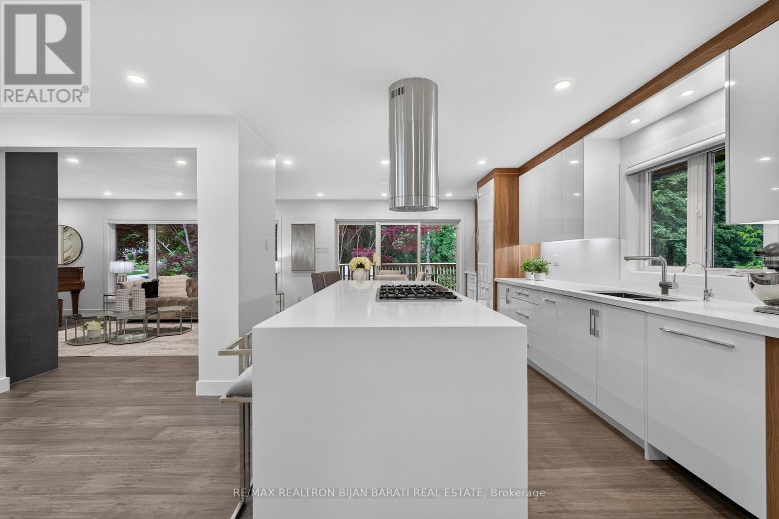 53 SUMNER HEIGHTS DRIVE - 11