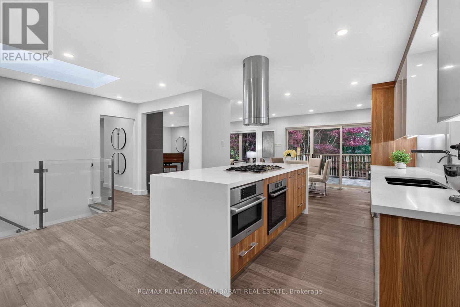 53 SUMNER HEIGHTS DRIVE - 12
