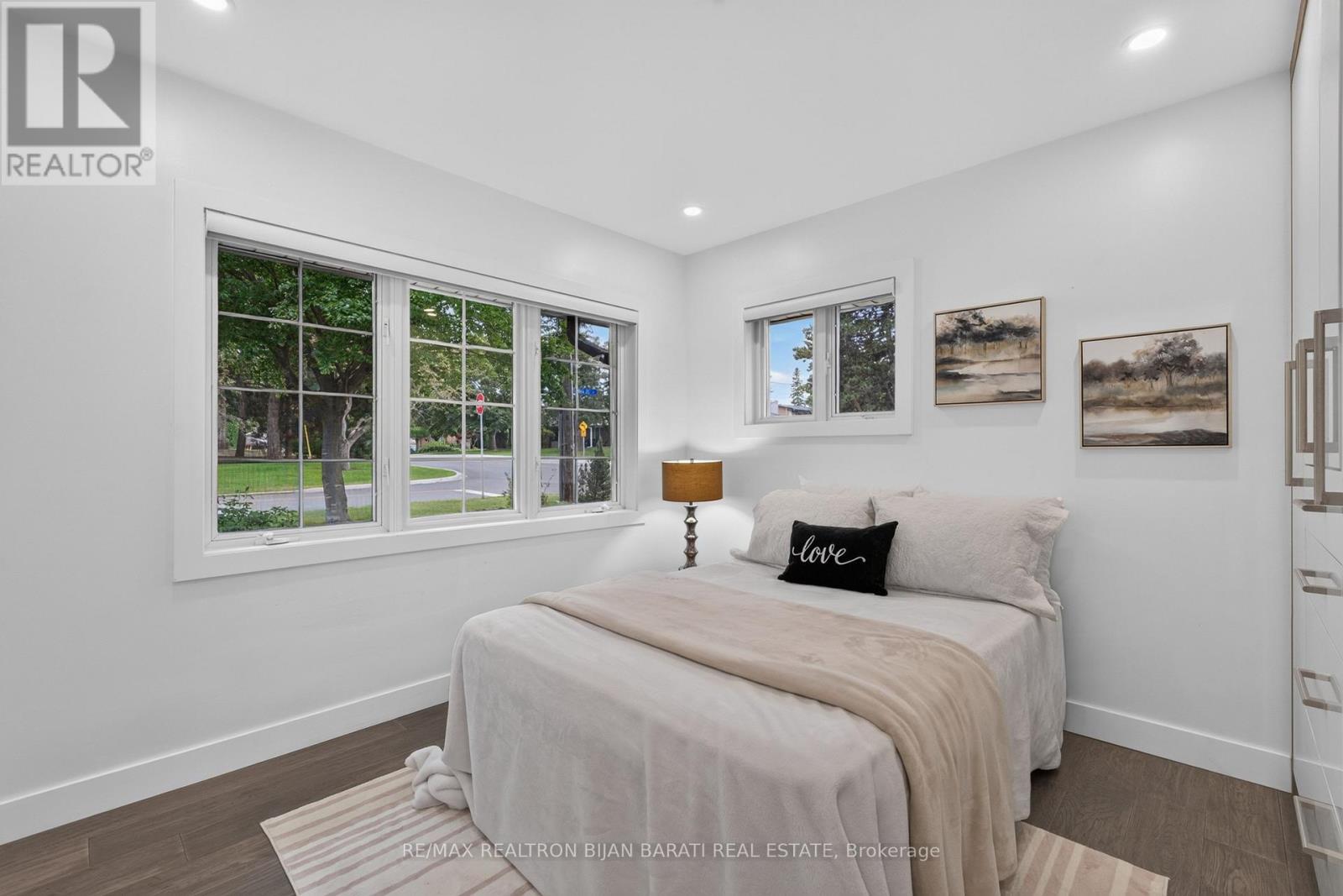 53 SUMNER HEIGHTS DRIVE - 25