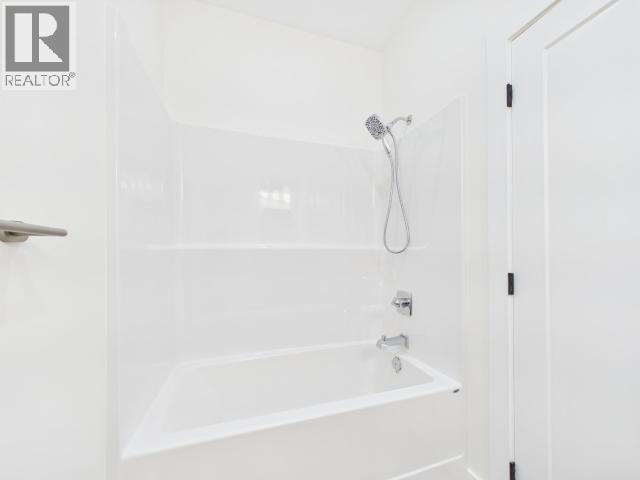 #102 5191 MANSON AVE - 20