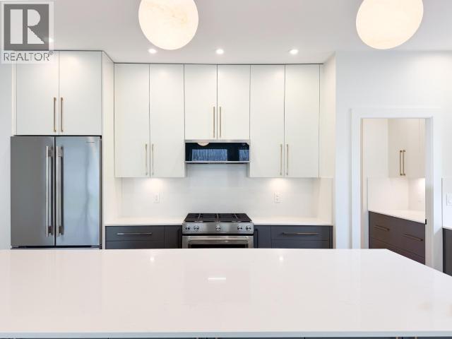 4158 BOWNESS AVE - 7