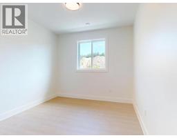 4158 Bowness Ave, Powell River, BC V8A0A9 Photo 33