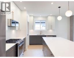 4158 Bowness Ave, Powell River, BC V8A0A9 Photo 11