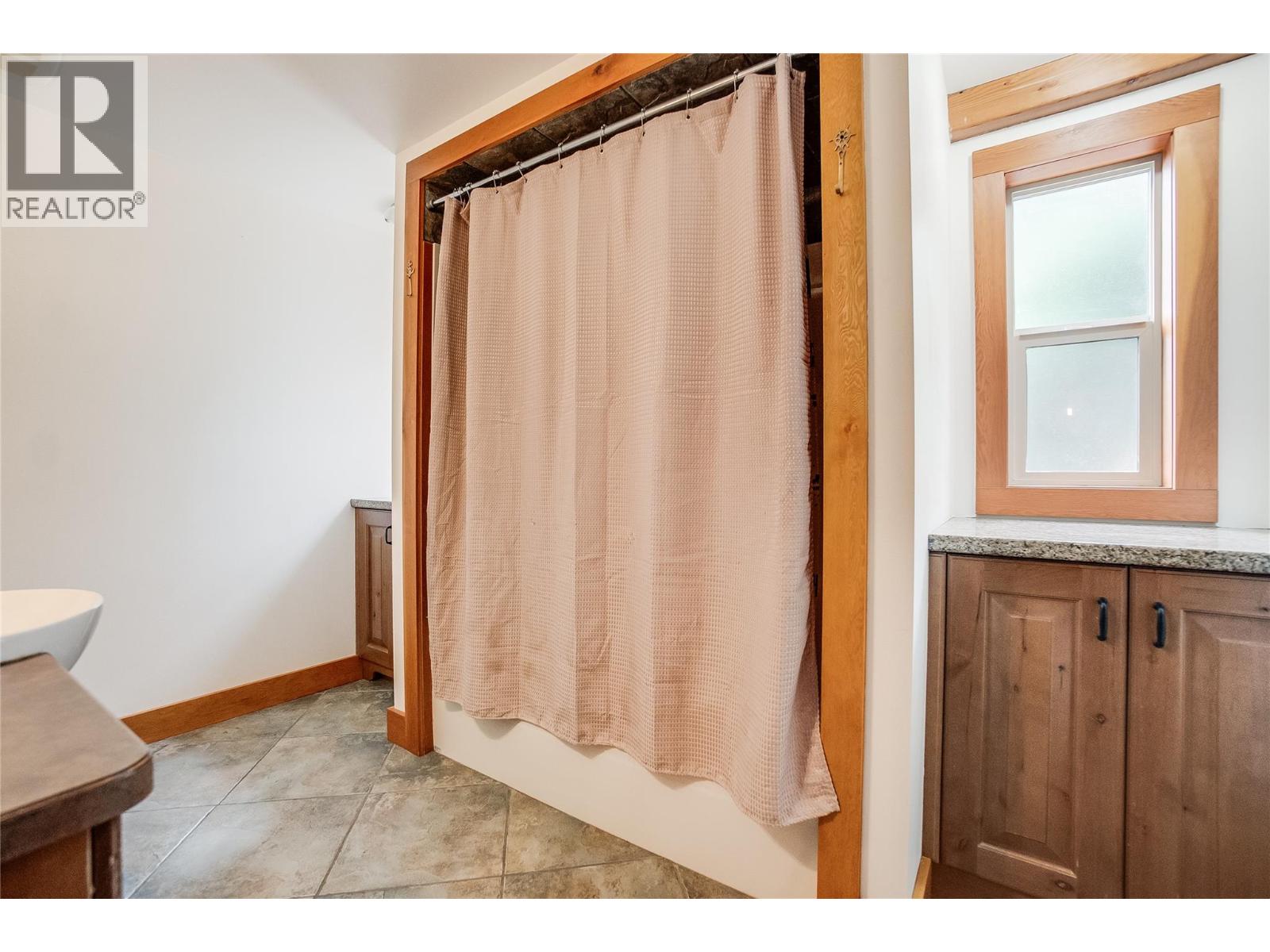 3802 AARON Road - 65