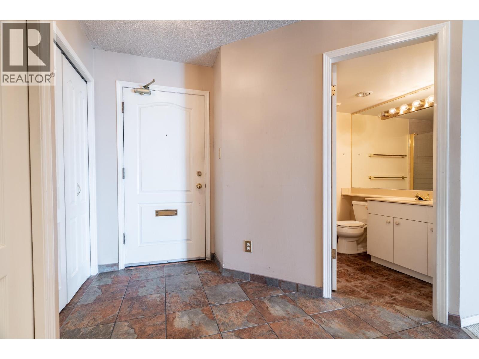 903 69 JAMIESON COURT — photo 5