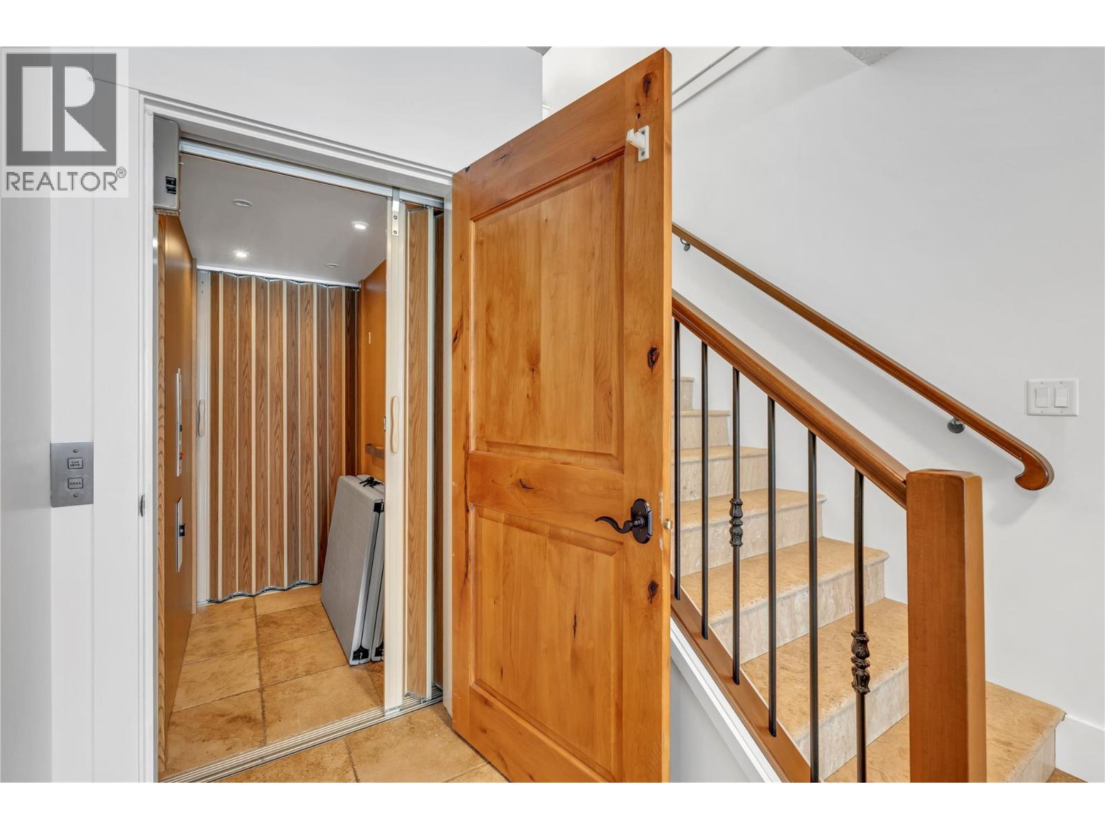 #205 14419 Downton Avenue - 19