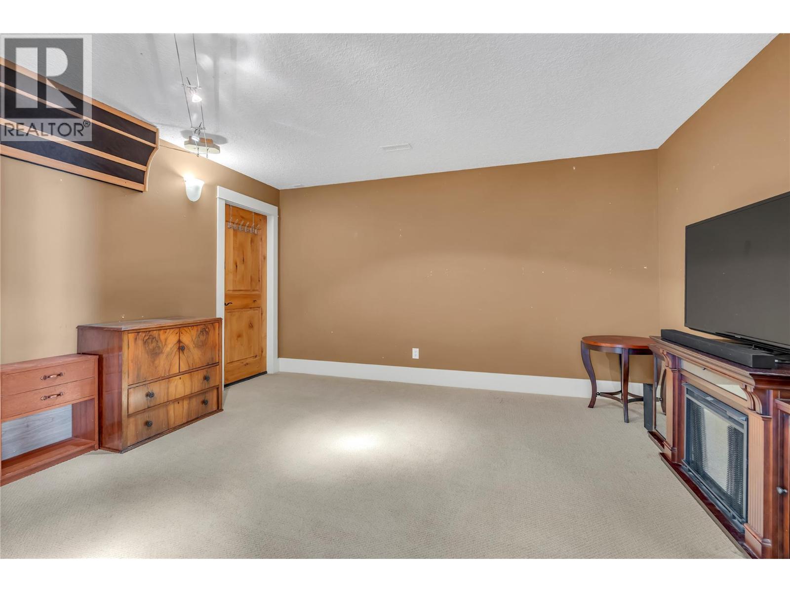 #205 14419 Downton Avenue - 53
