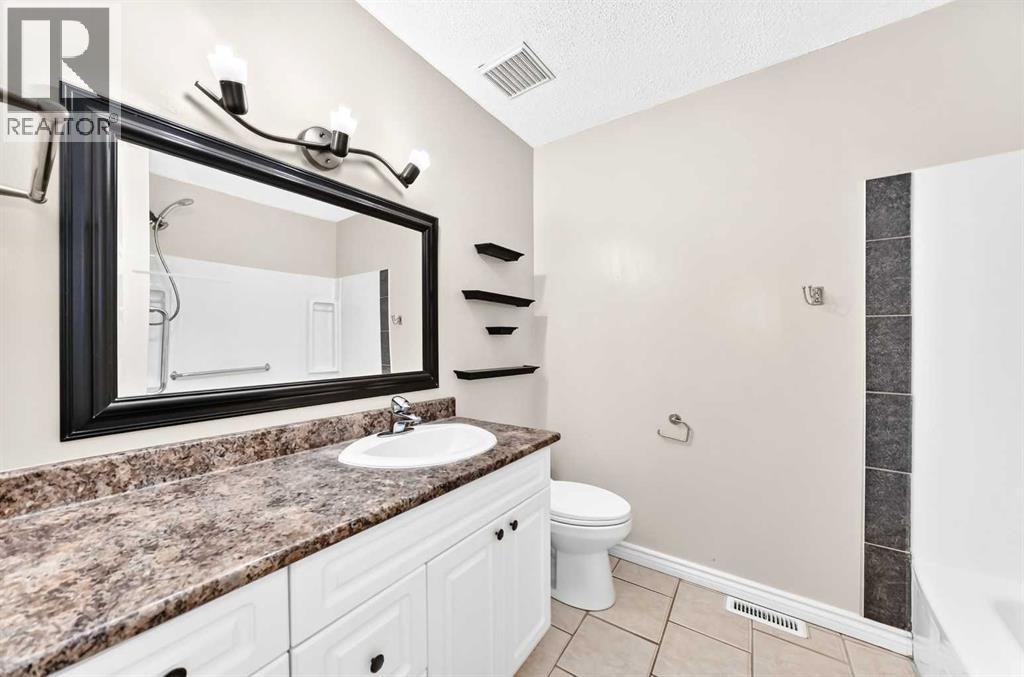 641 Whitewood Road NE - Image 9