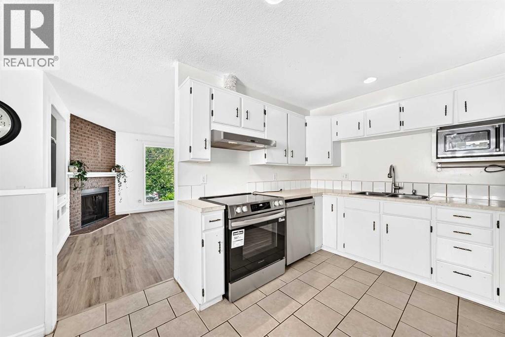 641 Whitewood Road NE - Image 4