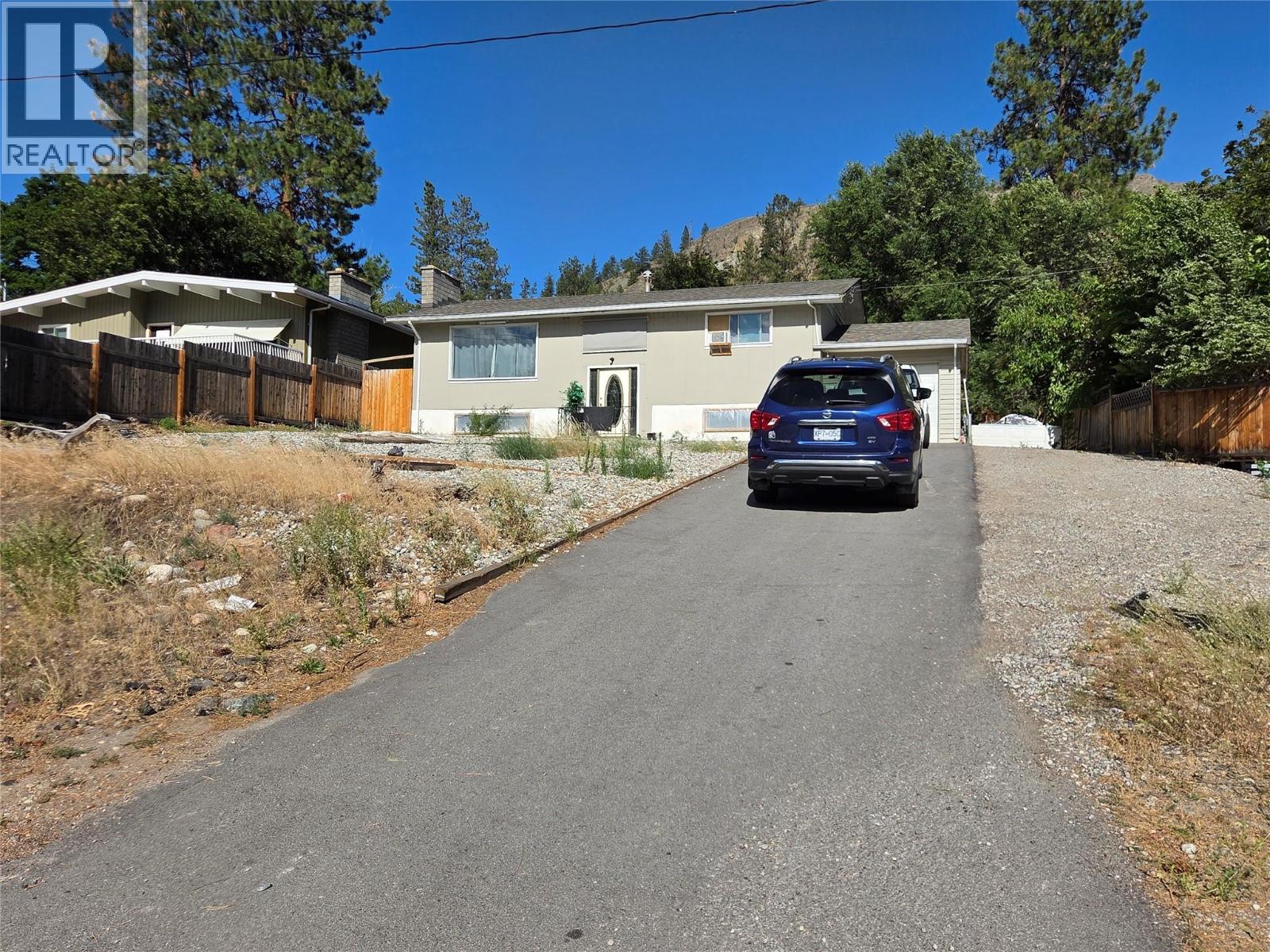 637 Eastside Road - 26