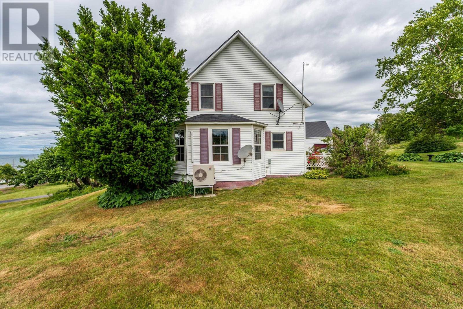 4834 Shore Road W - 12