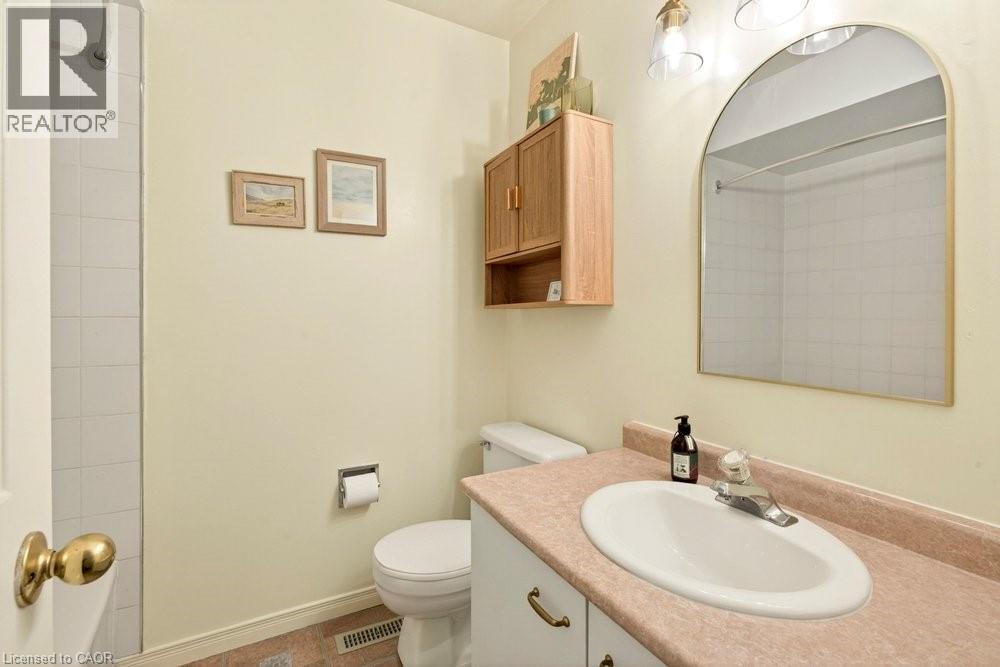 #20 10 HUNTINGWOOD Avenue - Image 23