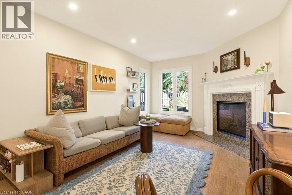 #20 10 HUNTINGWOOD Avenue - 5