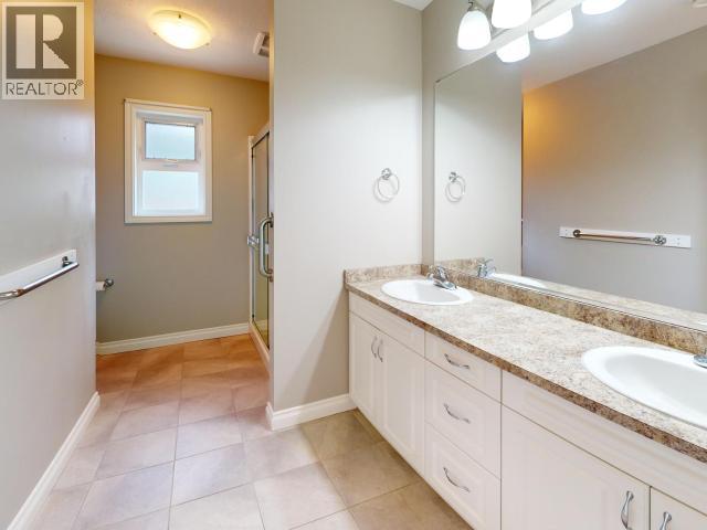 7358 GLACIER STREET, Powell River