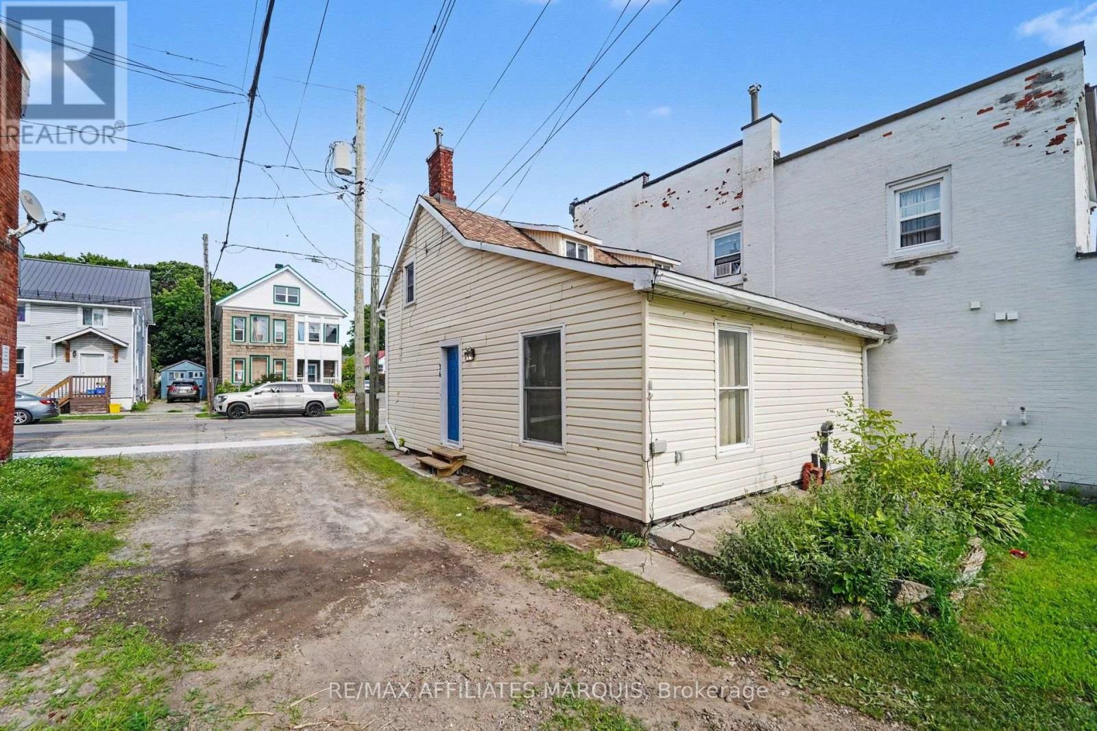 26 MARKET STREET N - Image 4