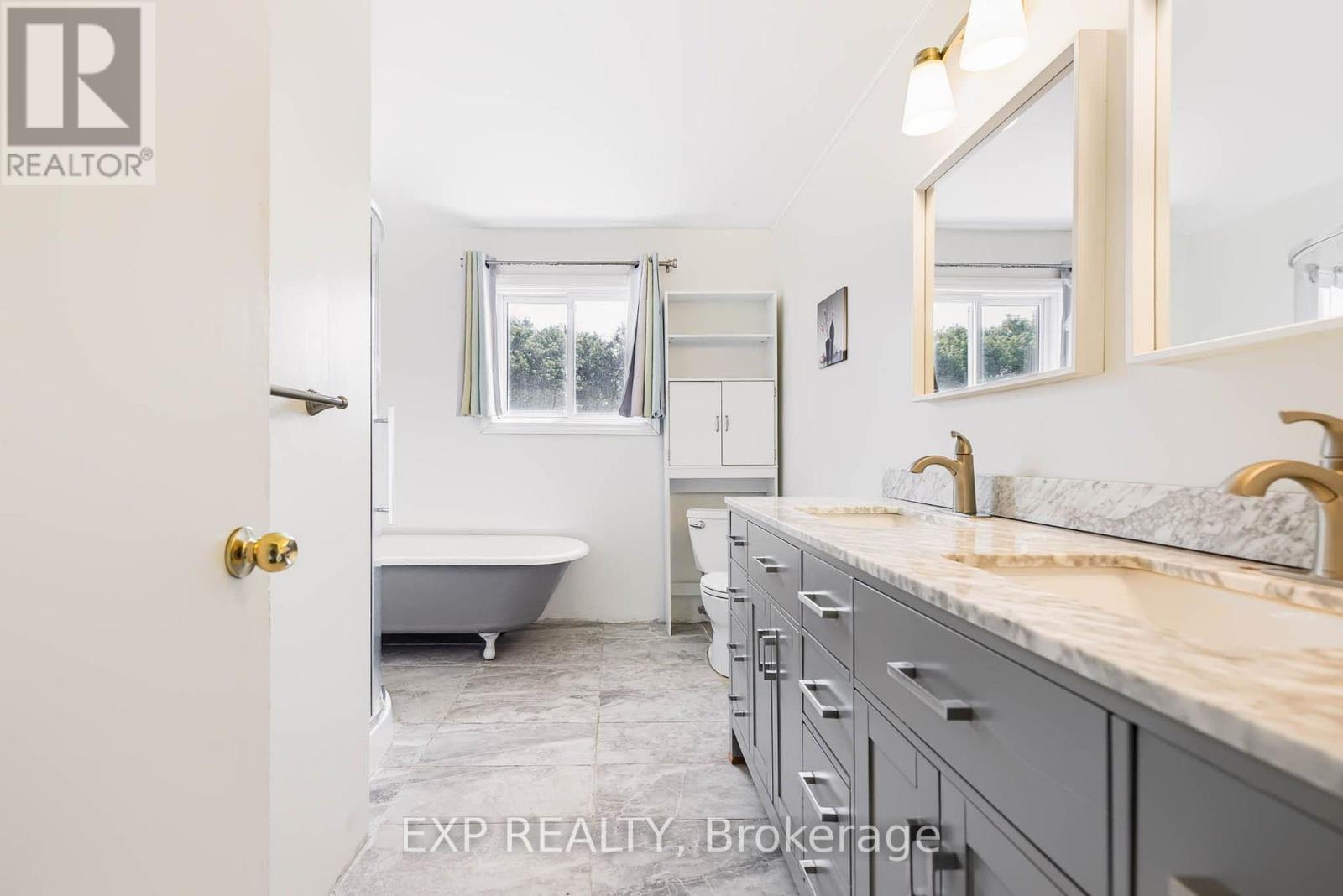 7389 BOUNDARY ROAD - 23