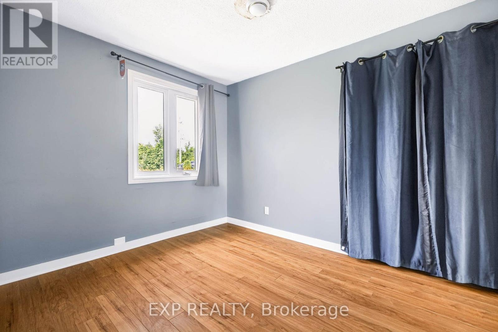7389 BOUNDARY ROAD - 27