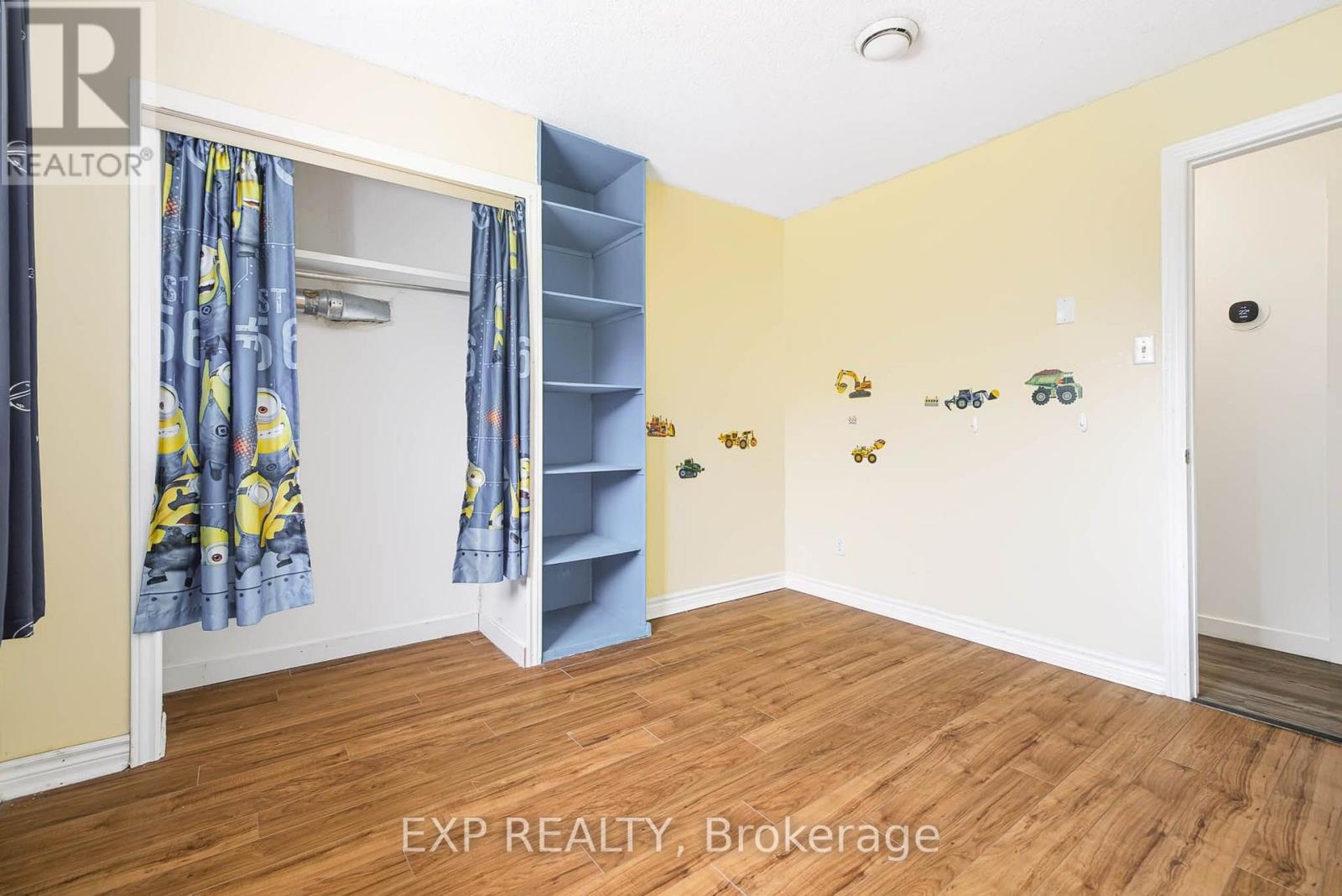 7389 BOUNDARY ROAD - 28