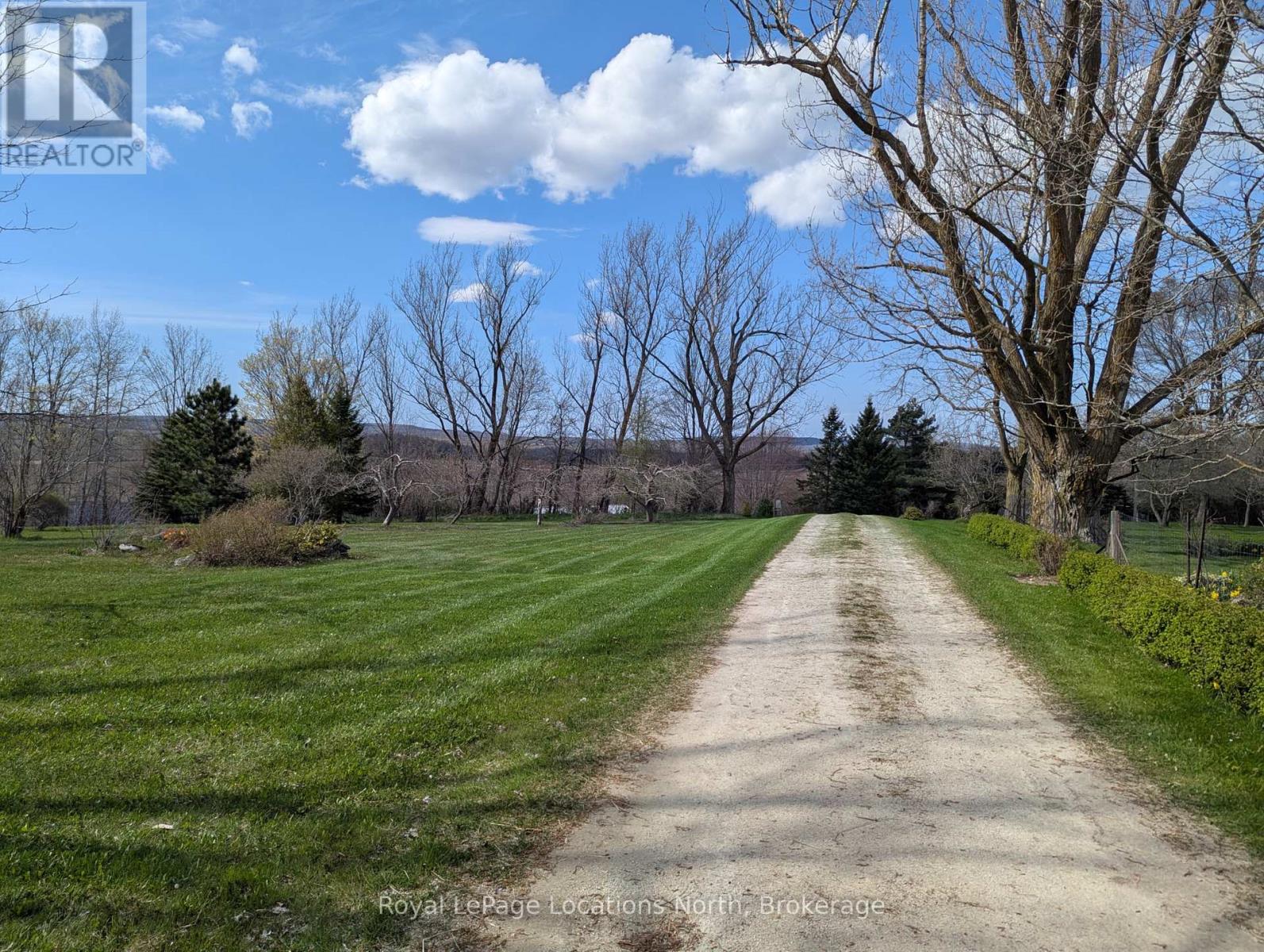 125552 13 SIDE ROAD - 13