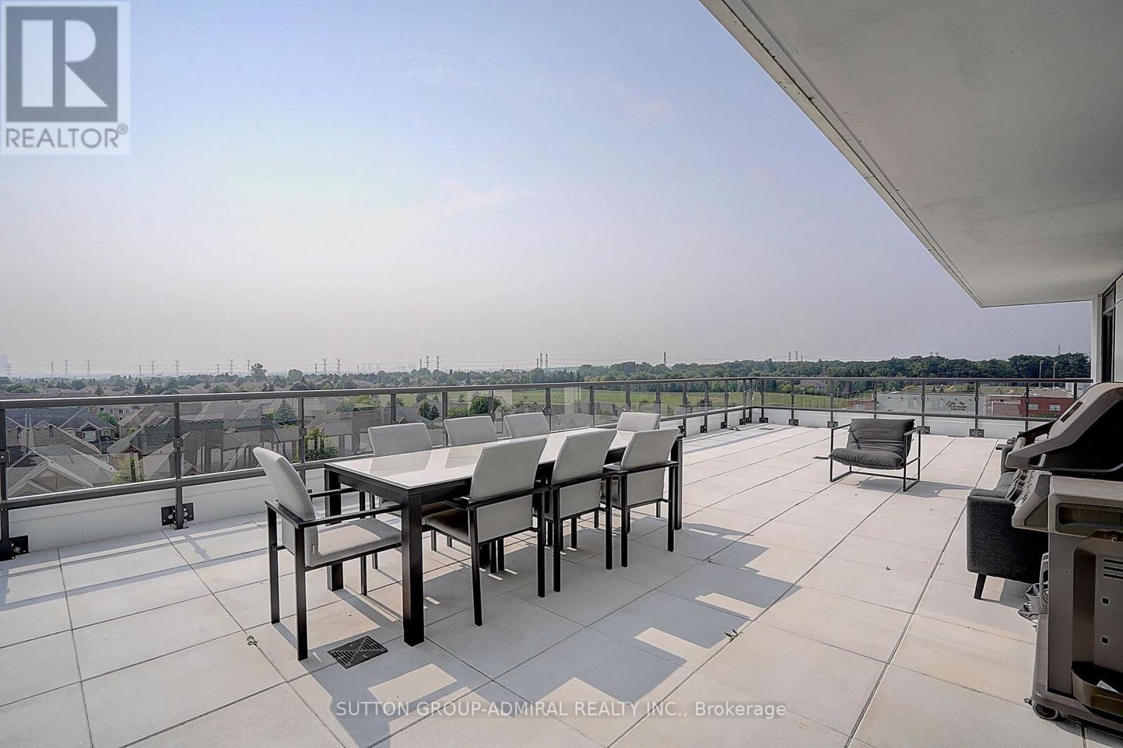 #712 8 BEVERLEY GLEN BOULEVARD - Image 39