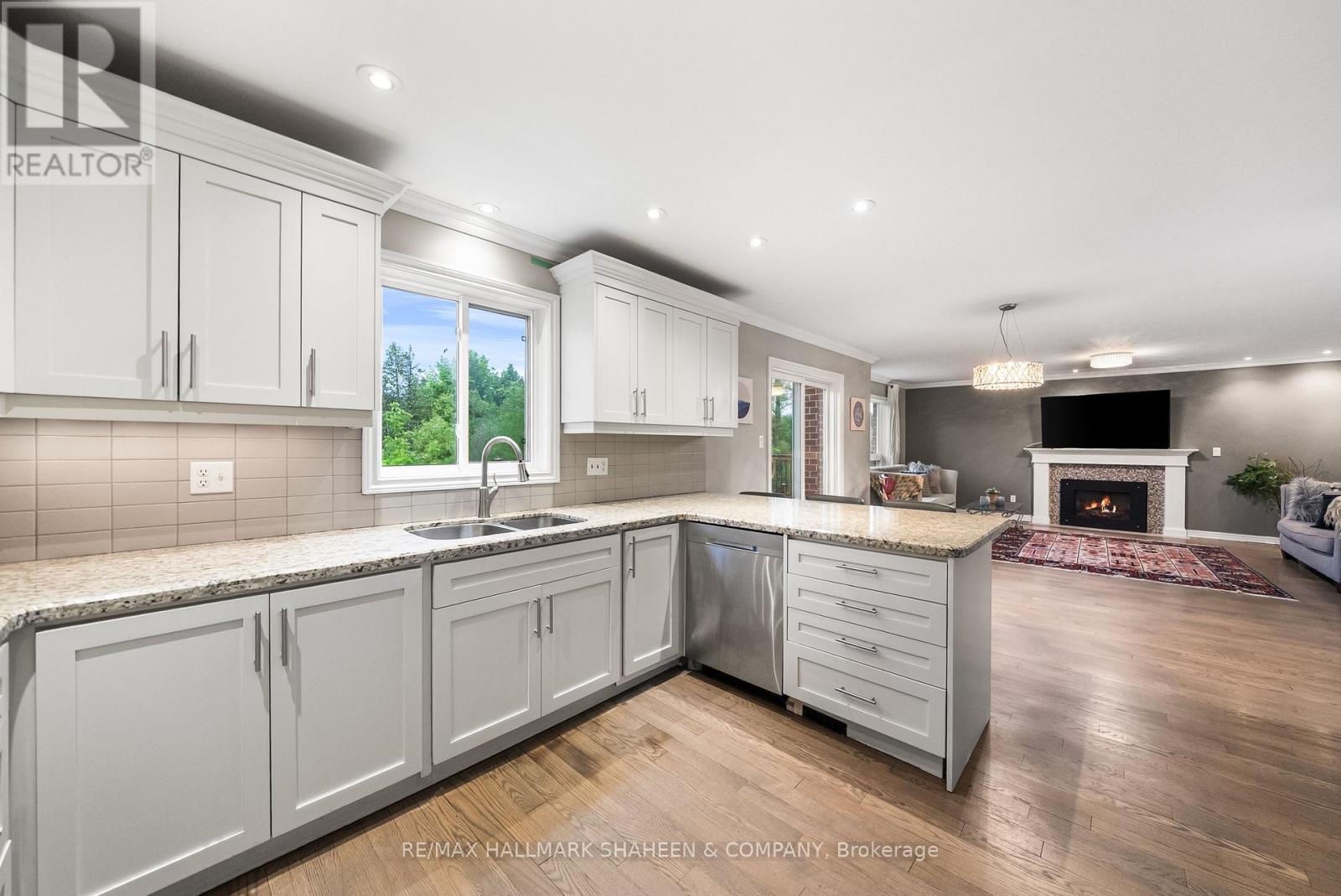 718 FIRTH COURT - Image 21
