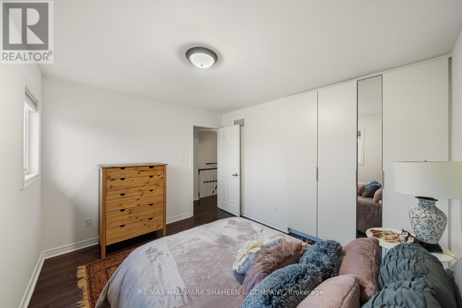 718 FIRTH COURT - Image 33