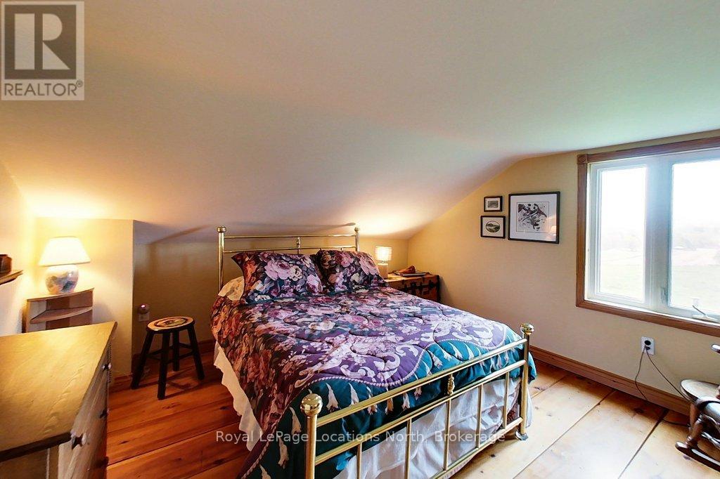 125552 13 SIDE ROAD - 34
