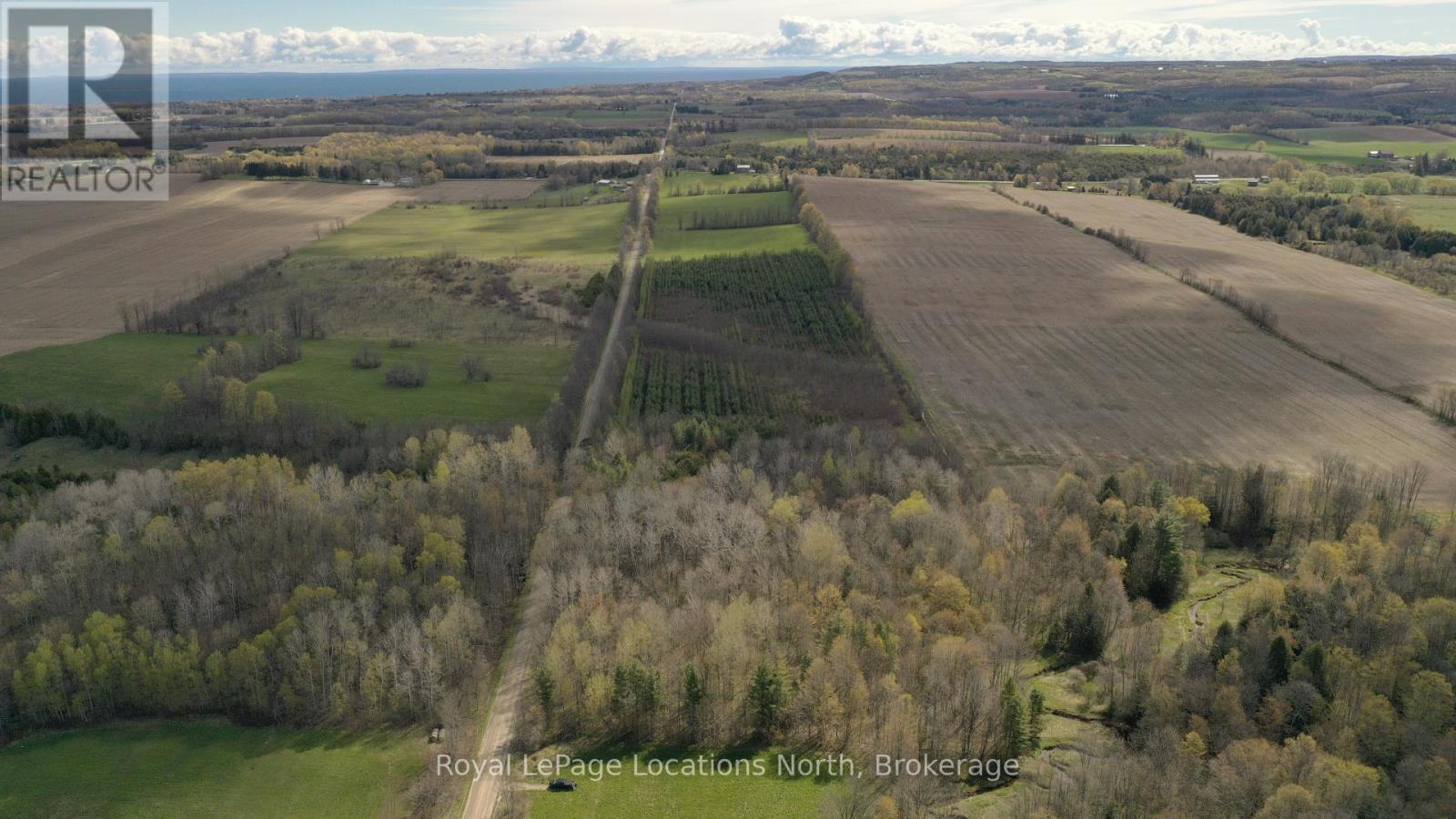 125552 13 SIDE ROAD - 44