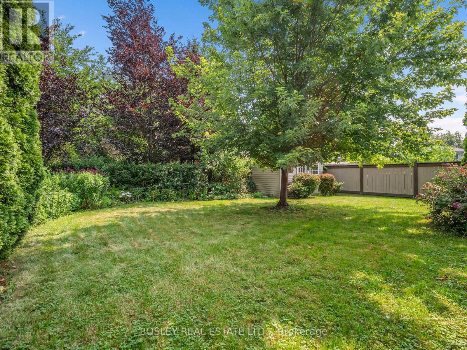 6 SAMUEL COURT - 21